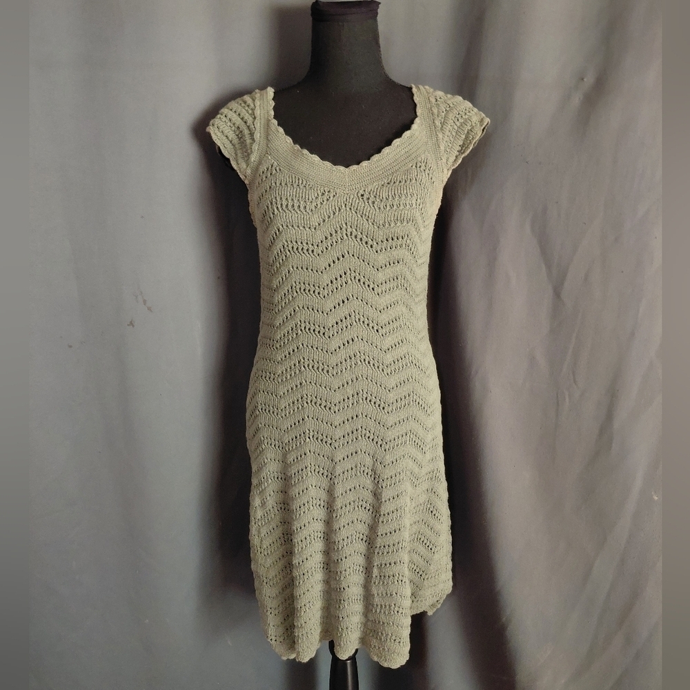 Athleta Olive Green Crochet Knit Cap Sleeve Dress Size Medium